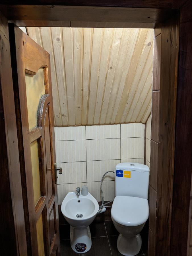 Gostynna Rodyna Hotel Izki Ngoại thất bức ảnh